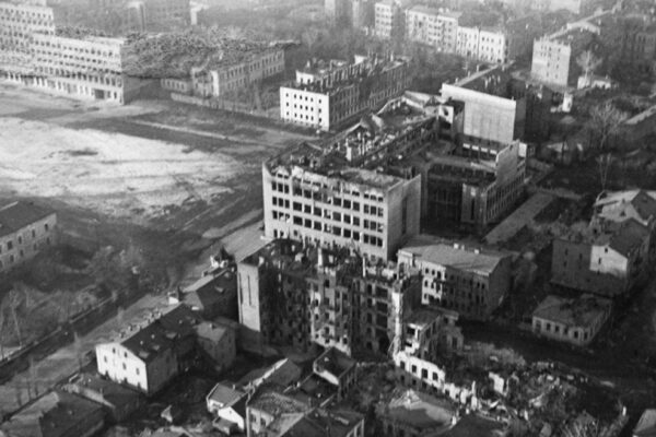 Luftaufnahme der Stadt Charkow Площадь Дзержинского