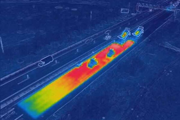 Тепловизионая съемка с дрона Укладка асфальта Тепловизионая съемка с дрона Укладка асфальта