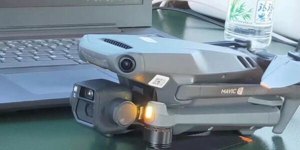 Mavic-3-first-live-look DJI Mavic 3 "Cine" c SSD диском на 1Тб.
